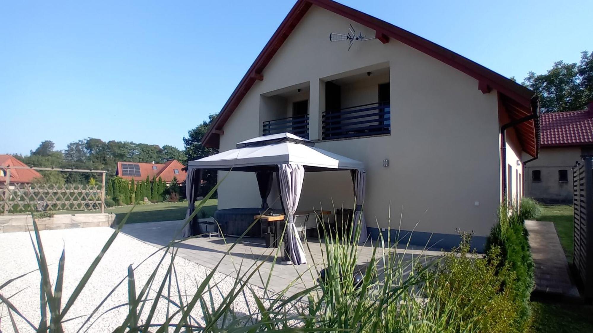 Pokoje Goscinne Sloneczny Klon Dabrowno Kültér fotó